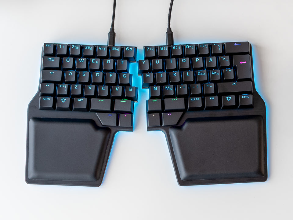 Review Dygma Raise split mechanical keyboard for enthusiasts