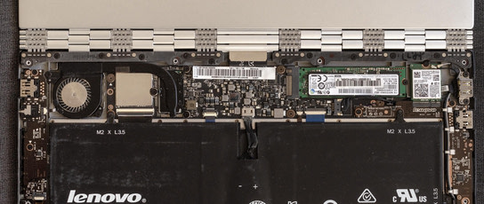 Fan and battery inside the Lenovo Yoga 3 Pro 1370